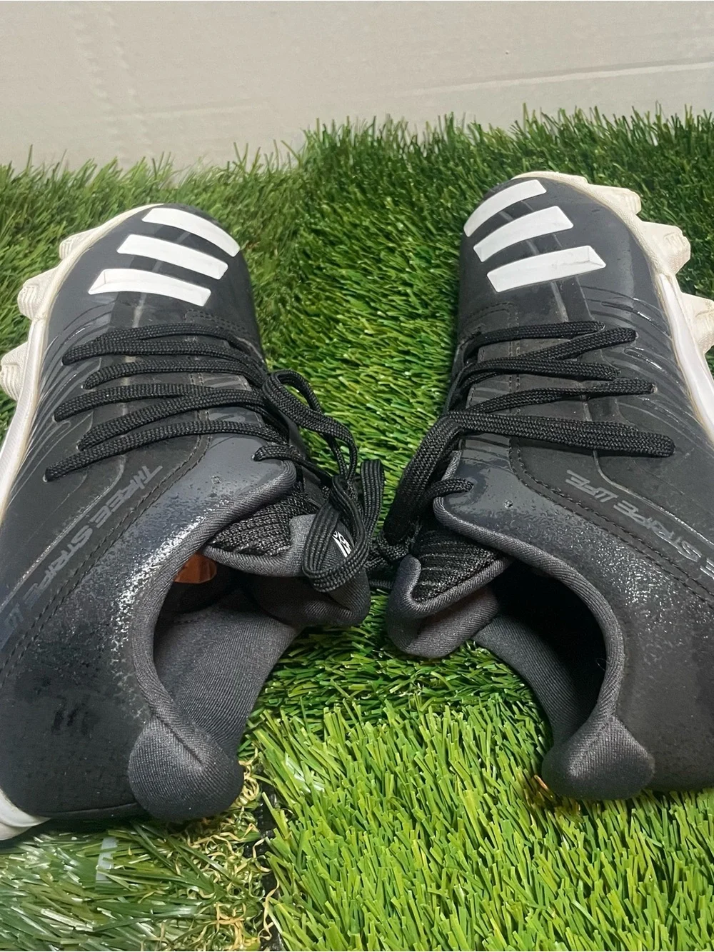 Adidas Youth Cleats Black White Size 2.5 US DB3717